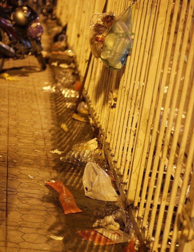 Nóng! Tranh cãi nổ ra trong lòng NHM sau chiến thắng của ĐT Việt Nam - Bóng Đá