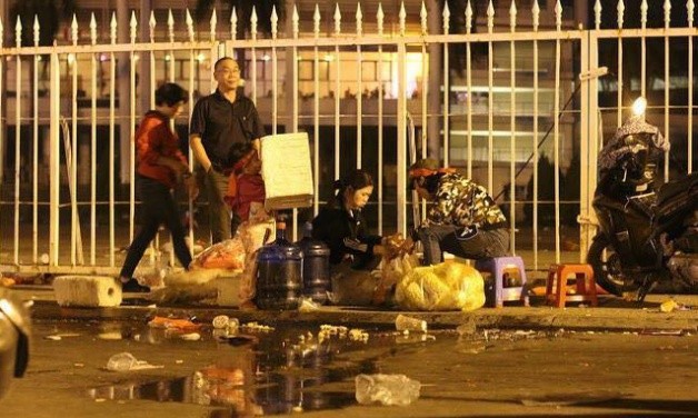 Nóng! Tranh cãi nổ ra trong lòng NHM sau chiến thắng của ĐT Việt Nam - Bóng Đá