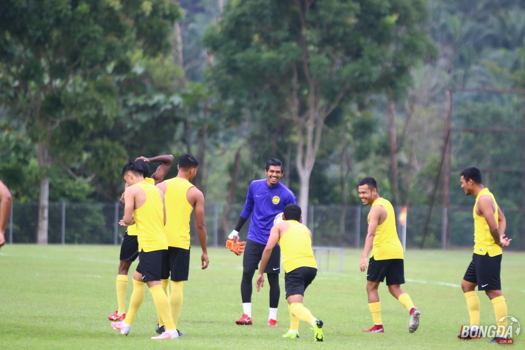 ĐT Malaysia tập - Bóng Đá