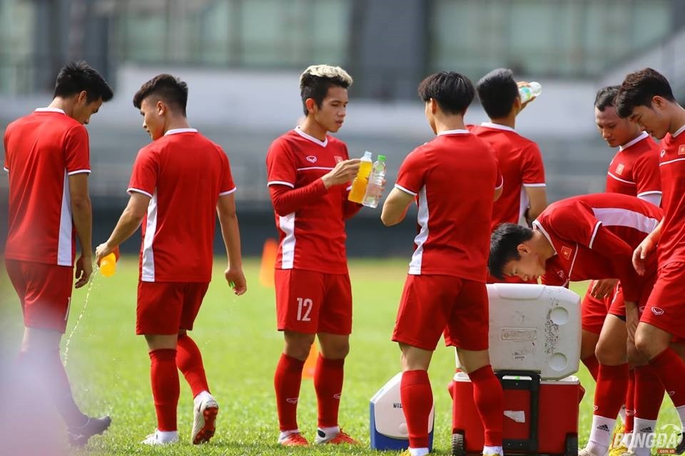 ĐT Việt Nam tập - Bóng Đá