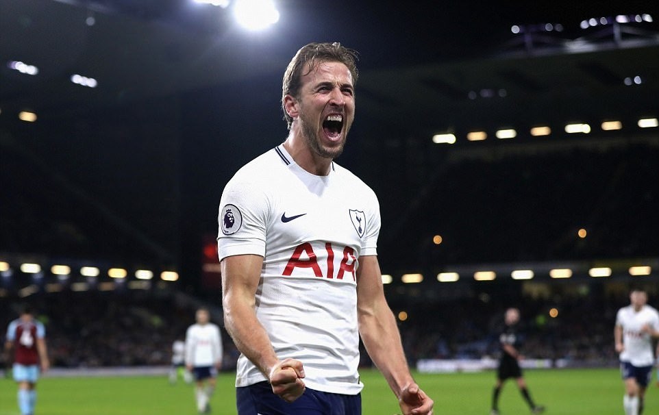 Lập hat-trick, Harry Kane san bằng kỉ lục khủng của Alan Shearer - Bóng Đá
