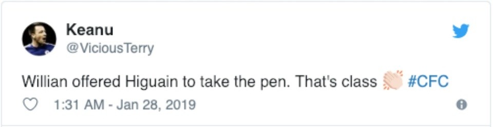 Fan Chelsea phát sốt vì 1 điều giữa Willian và Higuain trận Sheffield - Bóng Đá