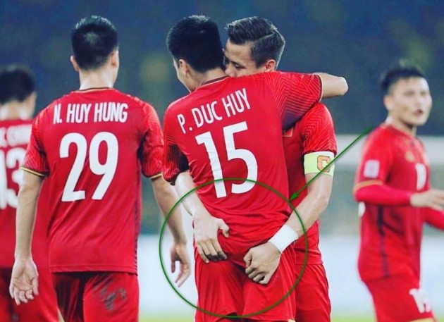 NHM Đông Nam Á phát cuồng vì cử chỉ Ngọc Hải dành cho Đức Huy - Bóng Đá