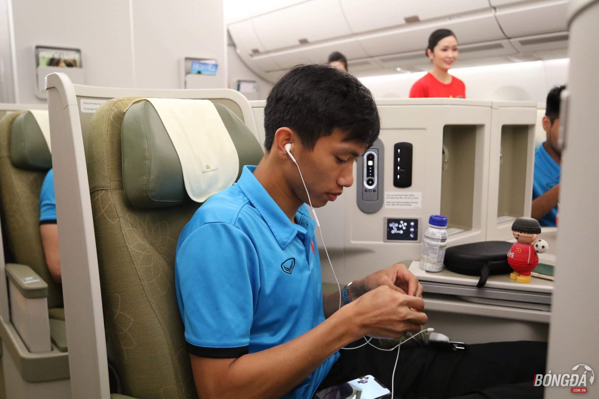 TRỰC TIẾP: ĐT Việt Nam từ Kuala Lumpur trở về Hà Nội: Quyết nâng cúp ở Mỹ Đình - Bóng Đá