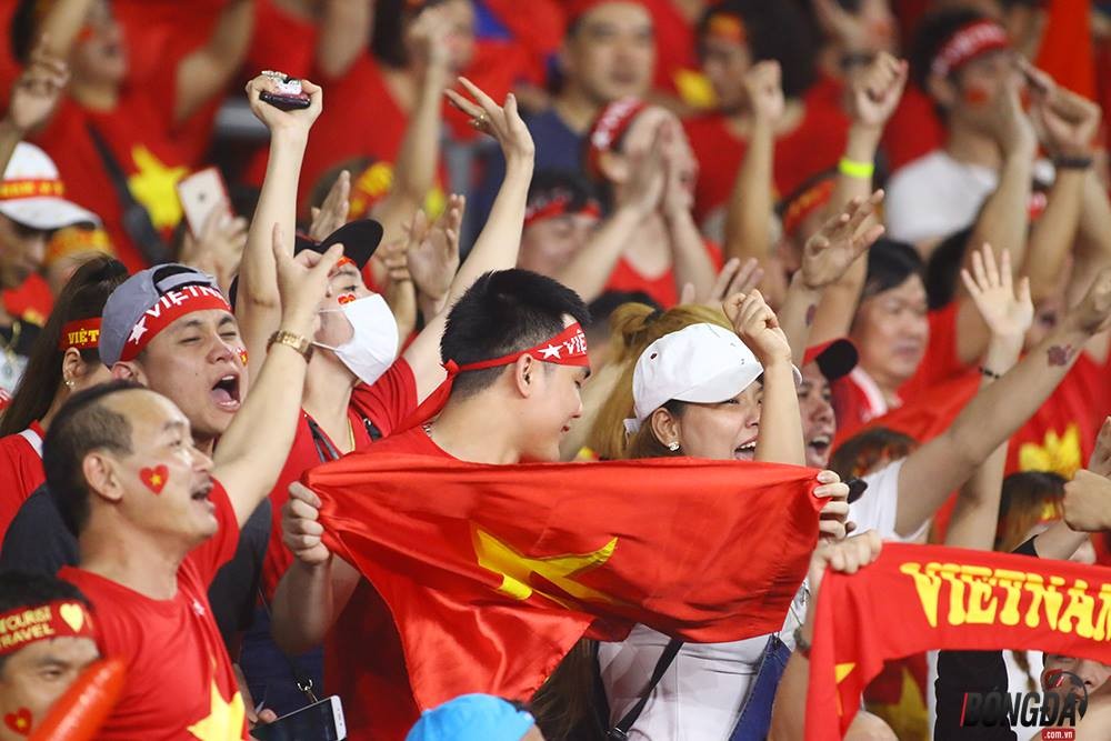TRỰC TIẾP: ĐT Việt Nam 0-0 ĐT Malaysia: Mỹ Đình mở hội - Bóng Đá