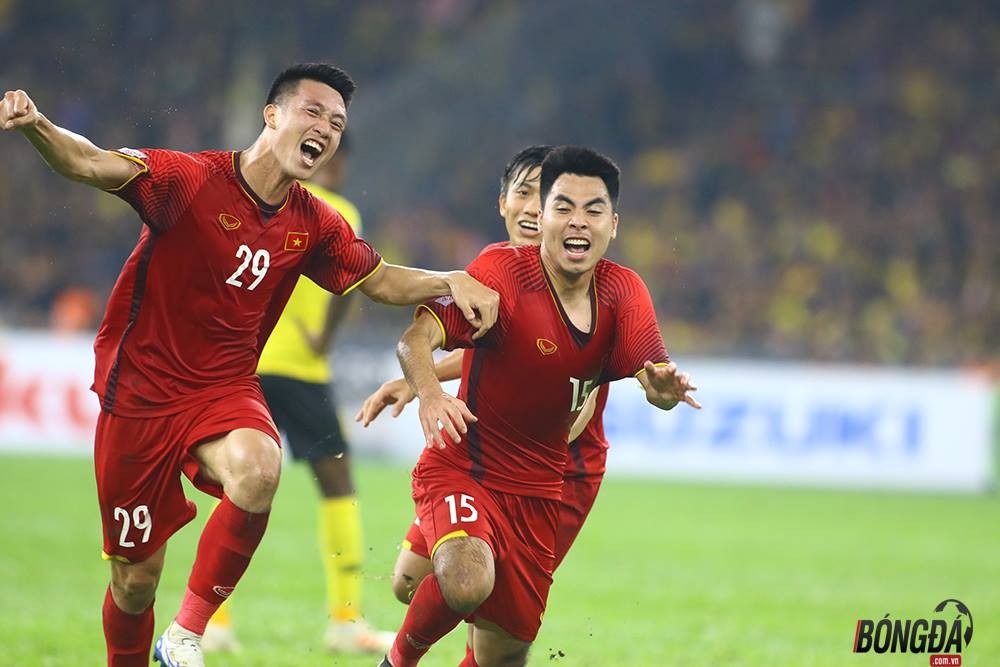 TRỰC TIẾP: ĐT Việt Nam 0-0 ĐT Malaysia: HLV Park Hang-seo tung đội hình mạnh nhất - Bóng Đá