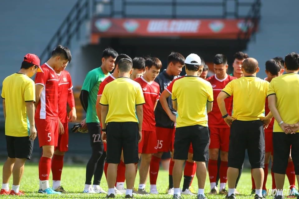 ĐT Việt Nam tập - Bóng Đá