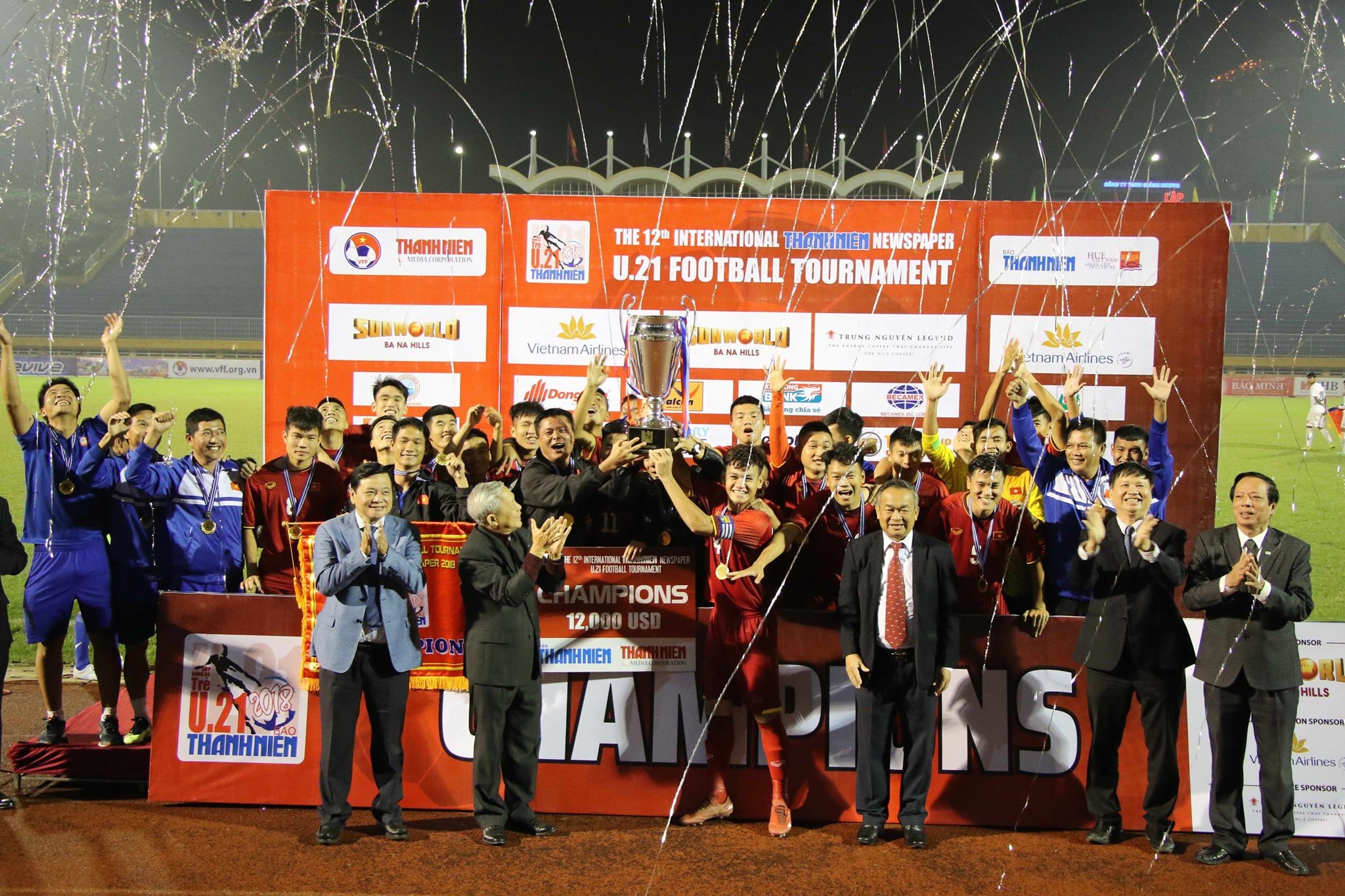 Tiếp bước ĐT Việt Nam, đến lượt U21 Việt Nam vô địch giải U21 Quốc tế - Bóng Đá