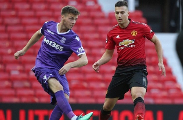 Diogo Dalot sẽ mang lại điều gì cho Man Utd? - Bóng Đá