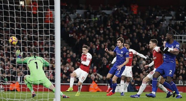 Đả bại Chelsea, Arsenal gián tiếp gửi thông điệp cứng rắn đến Man Utd - Bóng Đá