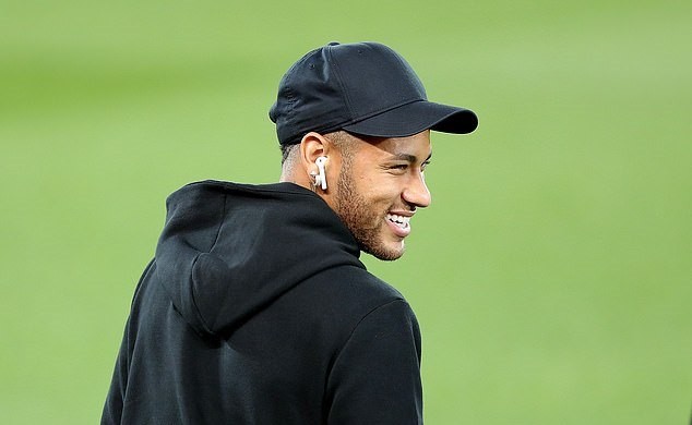 Man Utd thắng ngược Juve, Mourinho có biểu cảm đầy khiêu khích  - Bóng Đá