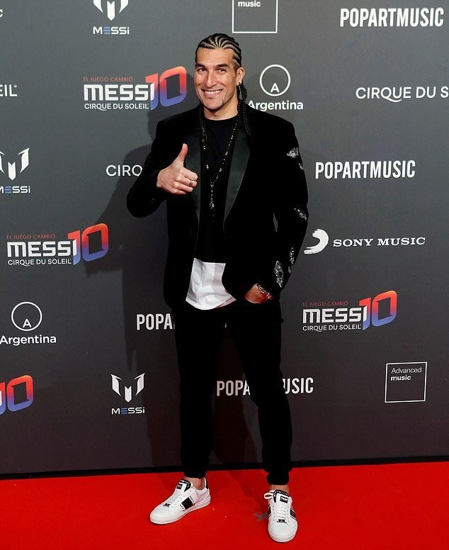 Messi dự sự kiện - Bóng Đá