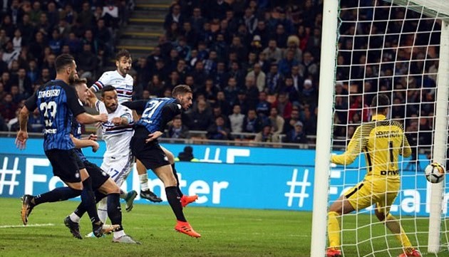 Koscielny bất ngờ với hành động đáp trả của đàn em ngày trở lại - Bóng Đá