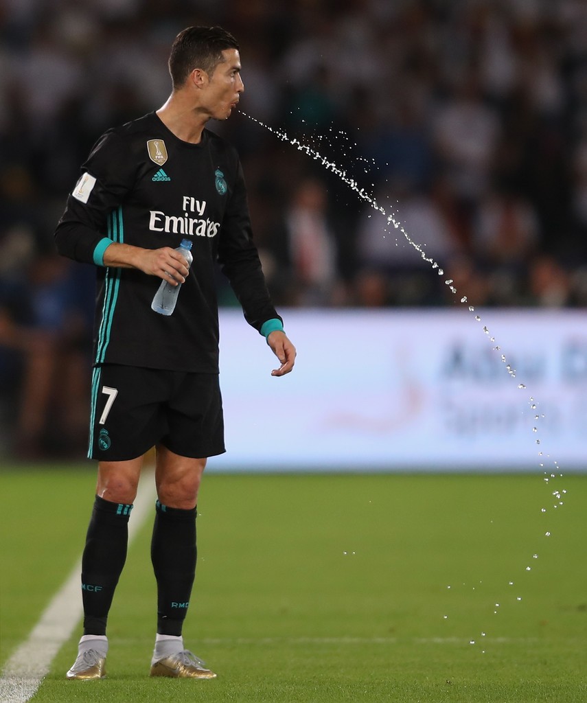 Lập kỉ lục tại FIFA Club World Cup, Ronaldo đứng sừng sửng như một người hùng - Bóng Đá