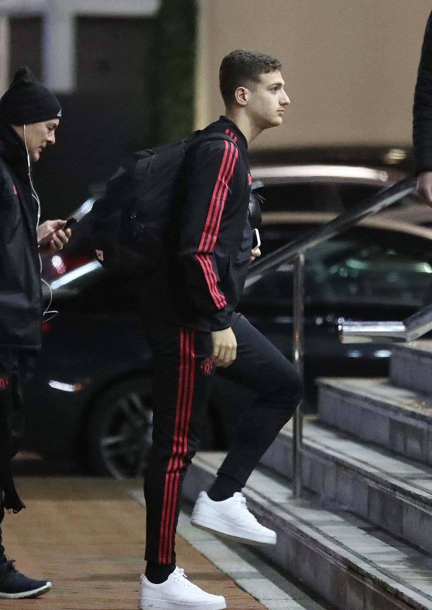 Man Utd đến Lowry - Bóng Đá