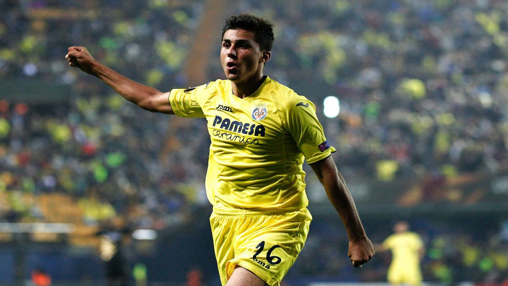 Barca chọn ra 'người kế thừa' trong tương lại của Busquets - Bóng Đá