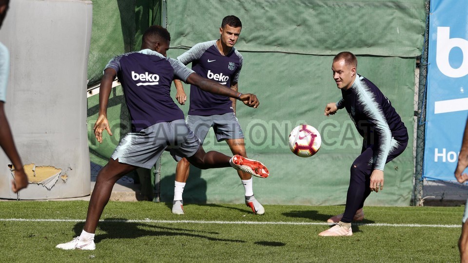 barca tập luyện - Bóng Đá