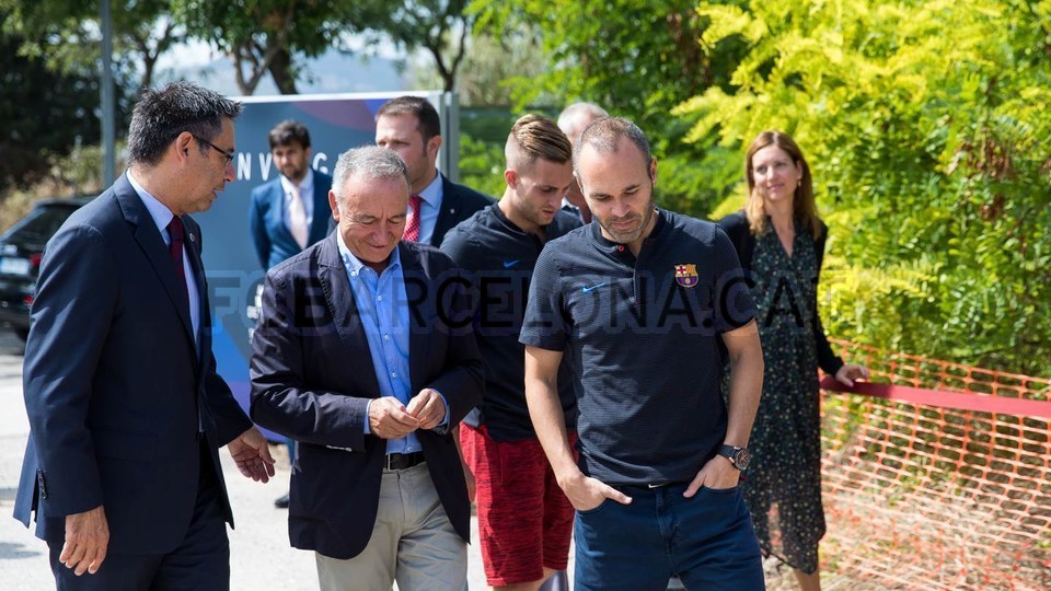 Ảnh Barca khởi công xây dựng sân mang tên thánh Johan - Bóng Đá