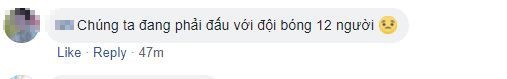 Trọng tài Hàn Quốc nhận 'mưa gạch đá' từ fan Việt - Bóng Đá