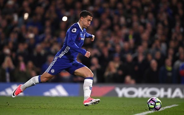 Emery đập tan tin đồn mâu thuẫn với Ozil bằng hành động này trên sân tập - Bóng Đá