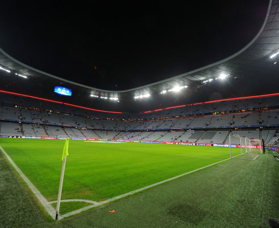 Fan Chelsea muốn đưa Akke trở lại - Bóng Đá