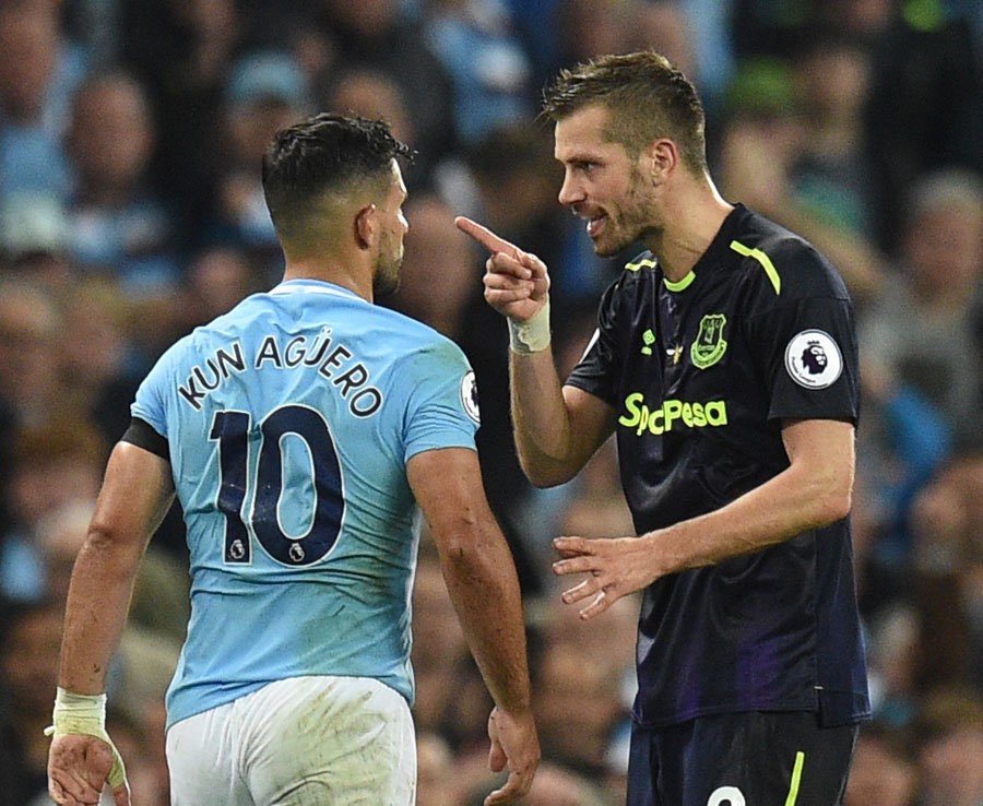 10 cuộc đối đầu bị thẻ đỏ nhiều nhất Ngoại hạng Anh - Bóng Đá