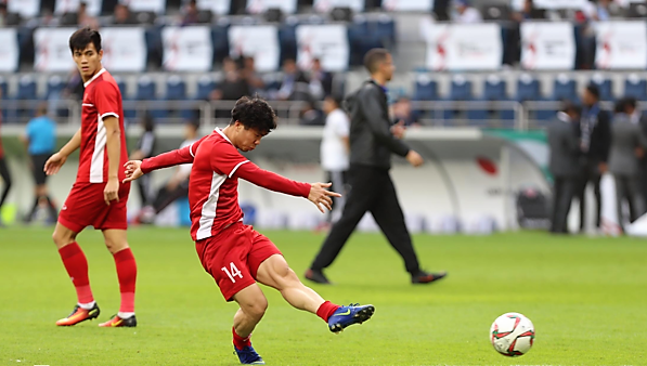 Trực tiếp ĐT Việt Nam 0-0 ĐT Nhật Bản: Công Phượng, Quang Hải đá chính, Xuân Trường dự bị - Bóng Đá
