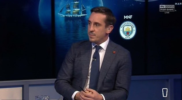 Harry Redknapp đáp trả Neville về Tottenham - Bóng Đá