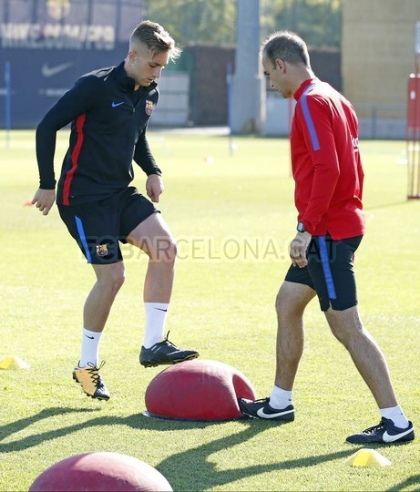Ảnh tập Barcelona - Bóng Đá