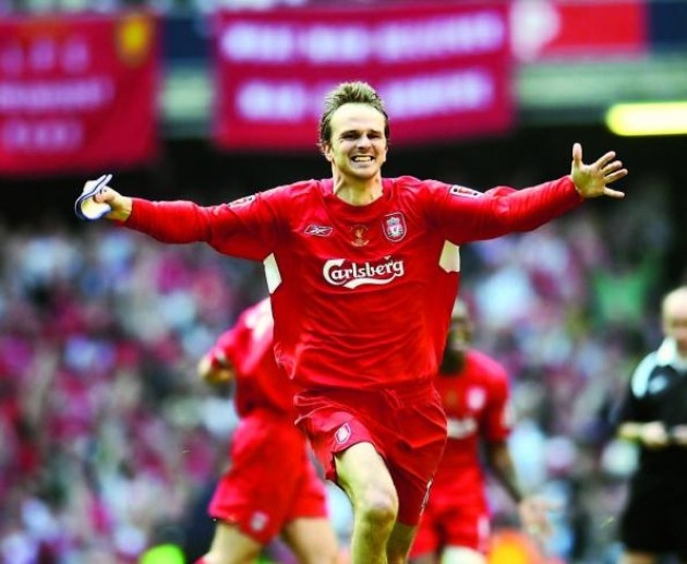 Top 5 cầu thủ từng khoác áo Man City và Liverpool - Bóng Đá