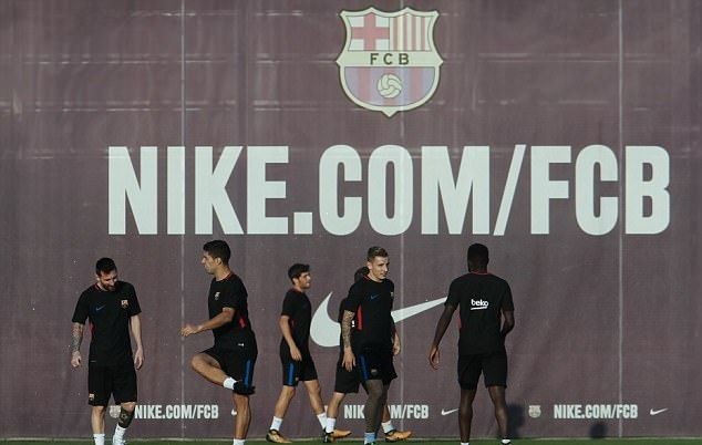 Ernesto Valverde ngả mũ thán phục bởi đẳng cấp của Lionel Messi - Bóng Đá