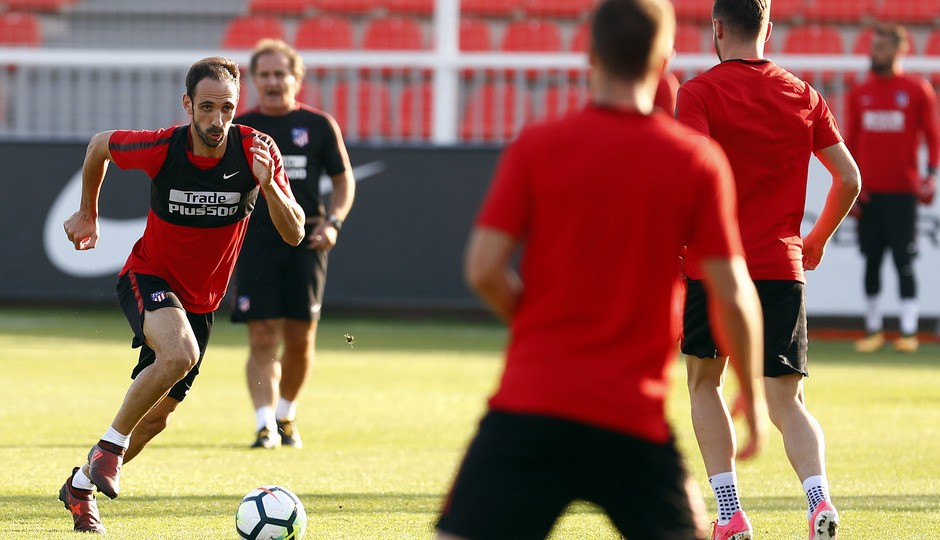 Top 10 áo đấu bán chạy nhất MLS: Rooney chỉ xếp thứ 4 - Bóng Đá