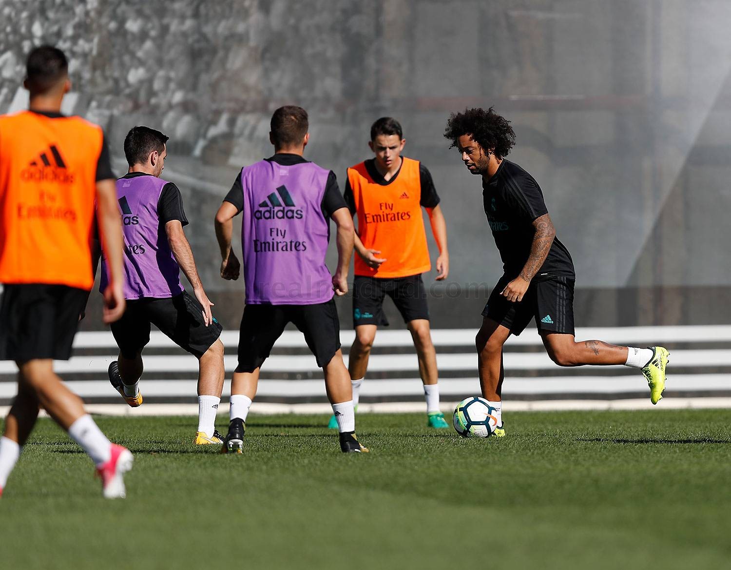 Chấm điểm Barca sau trận thắng Sporting Lisbon - Bóng Đá