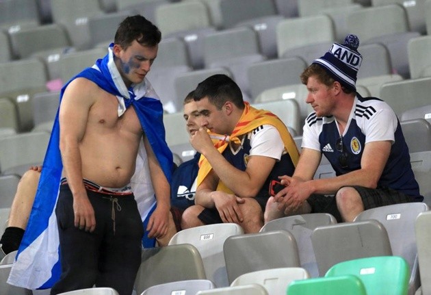 Chấm điểm Man City: Mahrez và bàn tặng dành tặng Chủ tịch quá cố - Bóng Đá