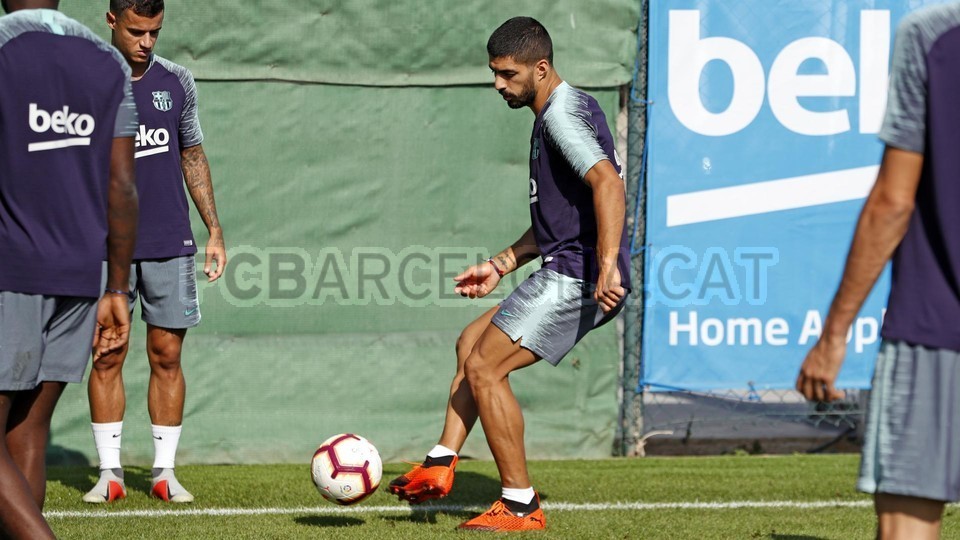 barca tập luyện - Bóng Đá