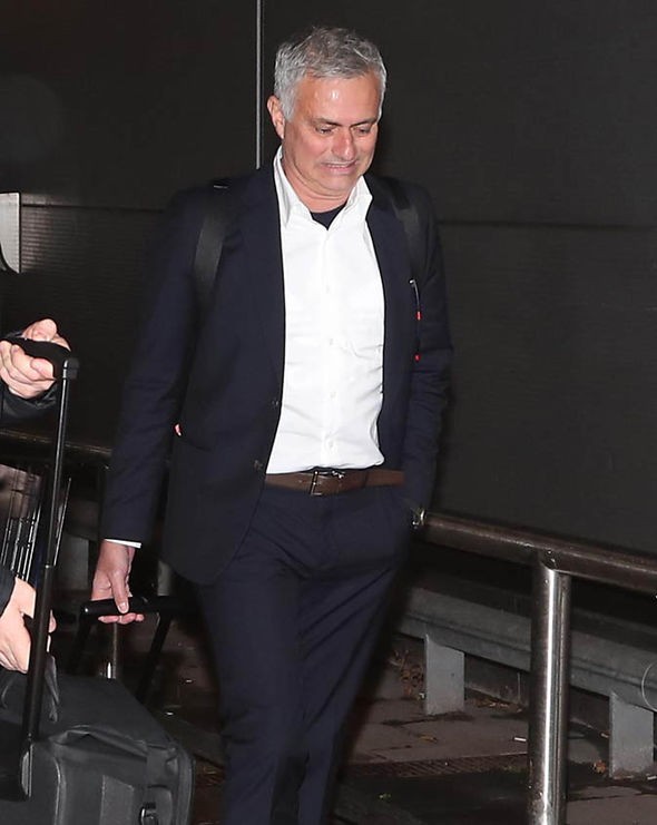 Woodward và Mourinho ở sân bay - Bóng Đá