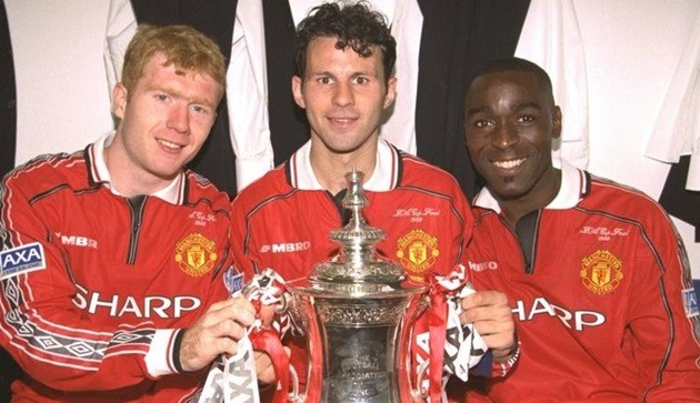 Hôm nay tròn 23 năm Paul Scholes ra mắt M.U - Bóng Đá