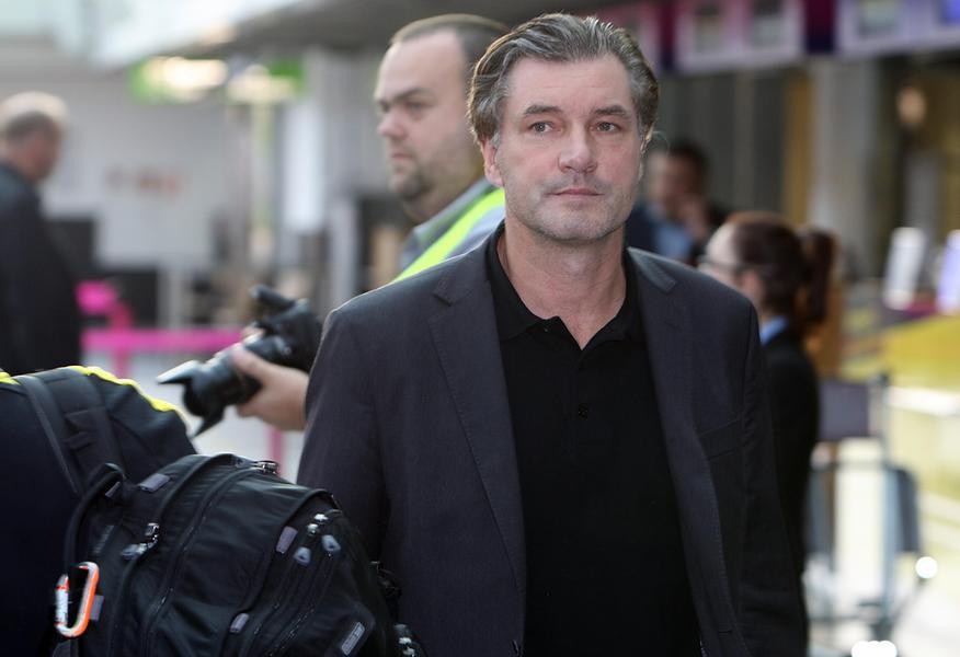 Nghe David Moyes động viên, Joe Hart bay lượn như chim trên sân tập  - Bóng Đá