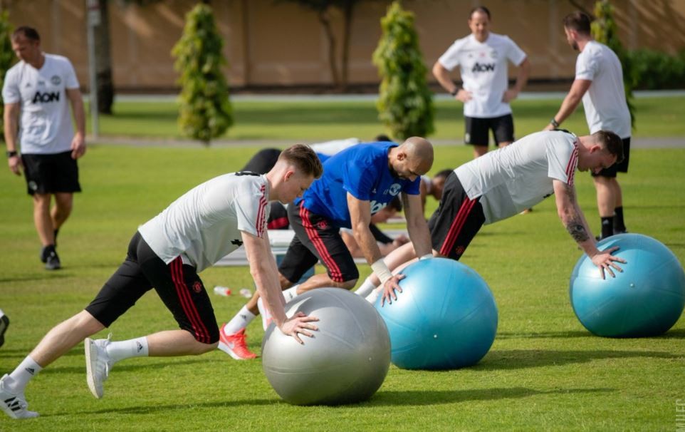 Pogba hội quân - Bóng Đá