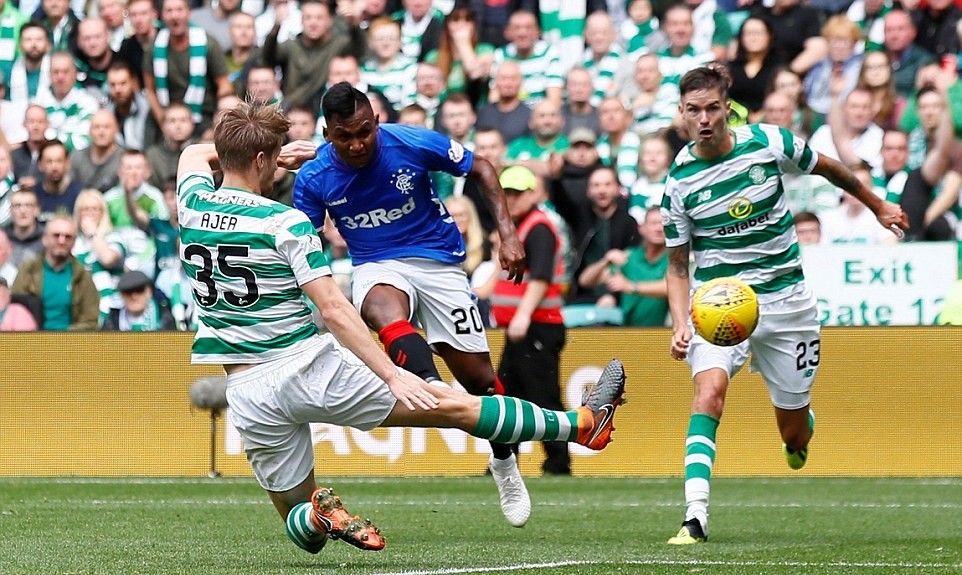 Gerrard thua Rodgers trong trận Derby Old Firm - Bóng Đá