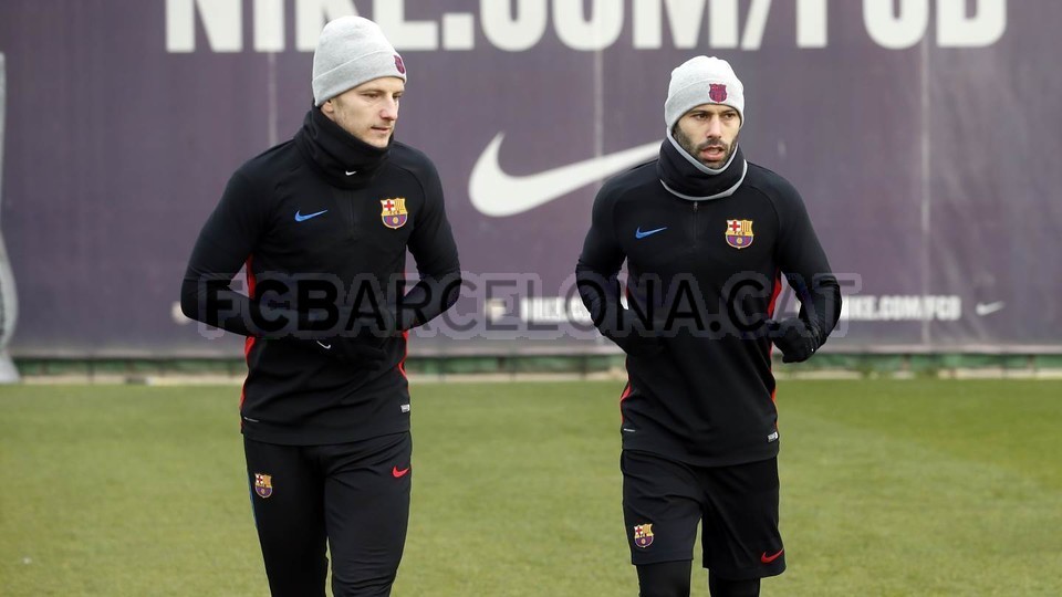 barca tập luyện - Bóng Đá