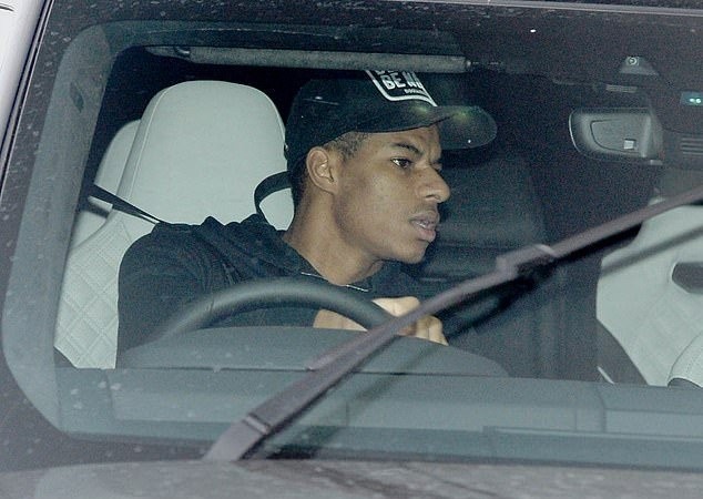 MU đến sân tập - Bóng Đá