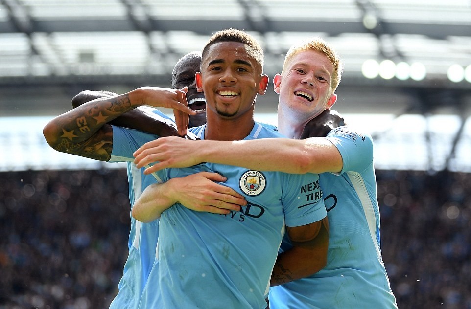 Bale tập luyện  - Bóng Đá