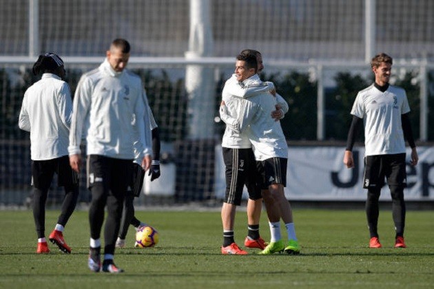 Không phải Ronaldo, đây mới là cầu thủ được Allegri để mắt nhiều nhất - Bóng Đá