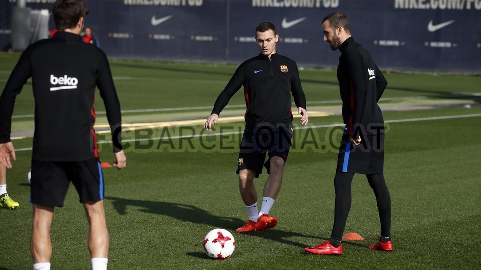 Ảnh tập Barcelona - Bóng Đá