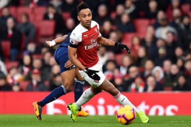 Giải hạn thành công, Lacazette tìm đến ai để cảm ơn đầu tiên - Bóng Đá