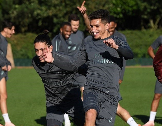Tịt ngòi, Ronaldo còn bị tố chơi 