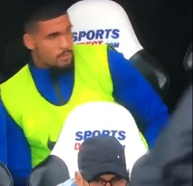 Morata không bắt tay Loftus-Cheek - Bóng Đá