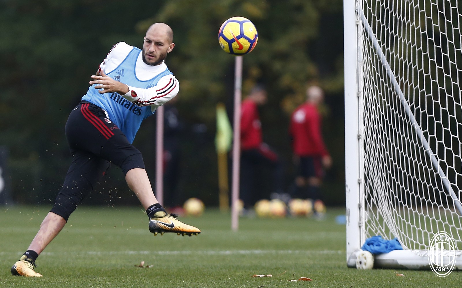 Siêu tiền đạo của Arsenal vã mồ hôi khi đối mặt với bệnh binh - Bóng Đá