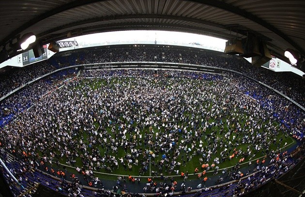 Học Dortmund, Tottenham xây khán đài đứng cực lớn - Bóng Đá